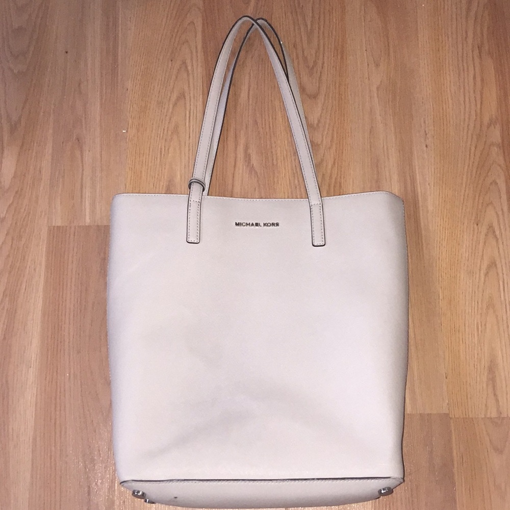 Michael Kors Tan Leather Purse